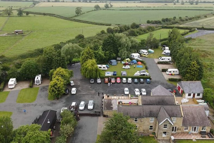 The Railway Inn Caravan and Camping  - Image 1 - UK Tourism Online