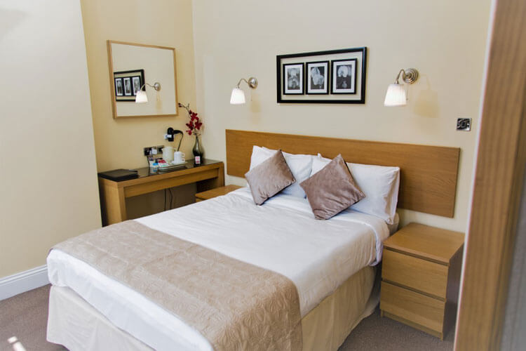 Atlantis Guest House - Image 4 - UK Tourism Online