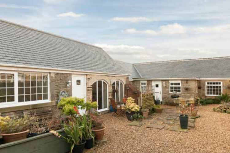 East Byermoor Cottages - Image 1 - UK Tourism Online