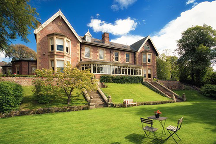 Eslington Villa - Image 1 - UK Tourism Online