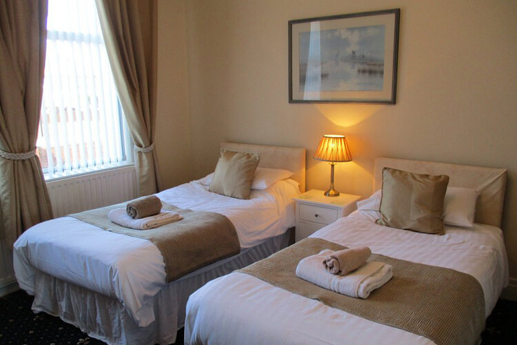 Mayfield Guest House - Image 4 - UK Tourism Online