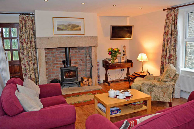 Riding Cottage - Image 2 - UK Tourism Online