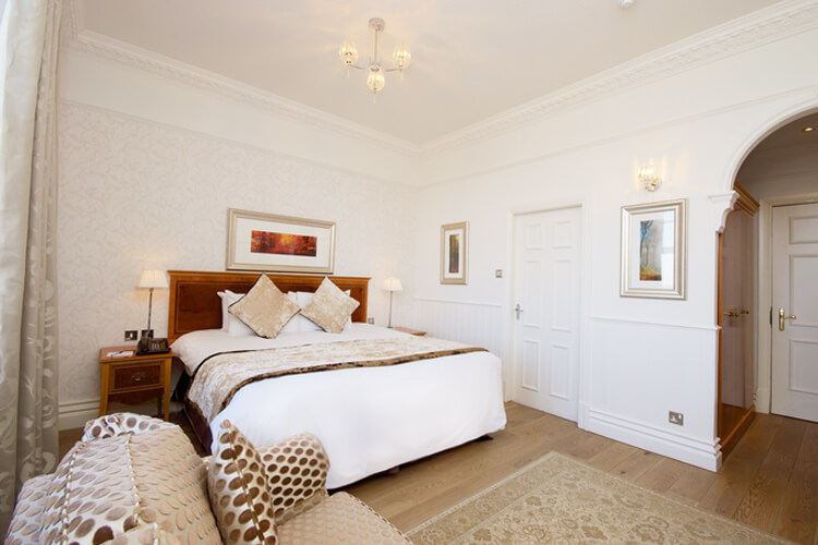 Alderley Edge Hotel - Image 3 - UK Tourism Online