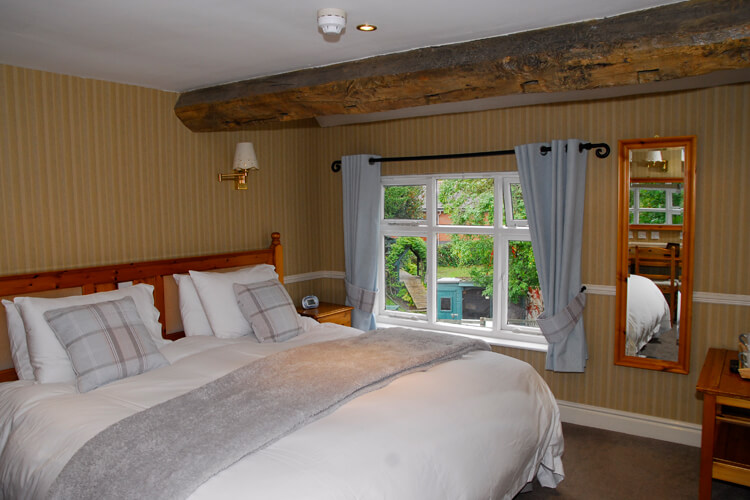 Egerton Arms Country Inn - Image 1 - UK Tourism Online