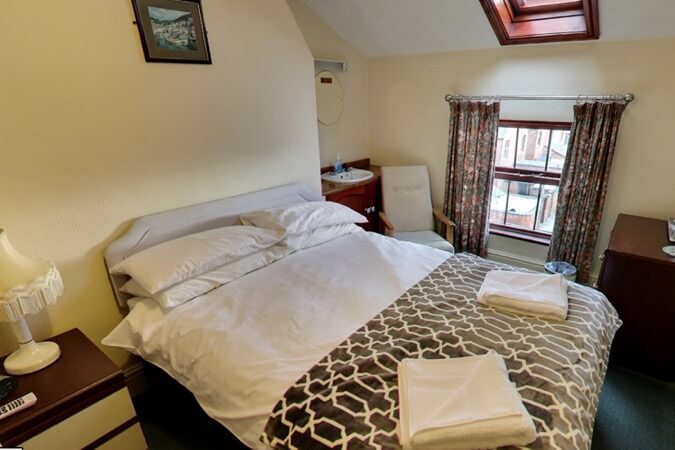 Glen Garth Thumbnail | Chester B&B's - Cheshire | UK Tourism Online