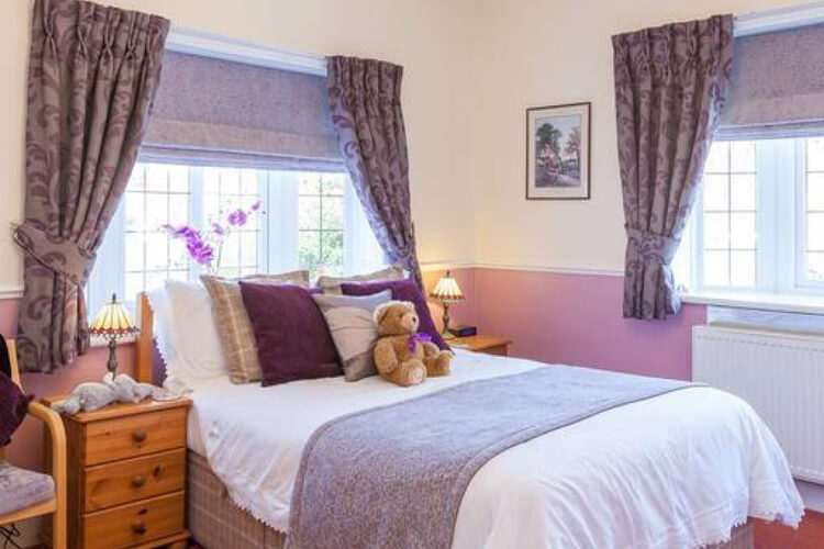 Lavender Lodge Bed & Breakfast - Image 2 - UK Tourism Online
