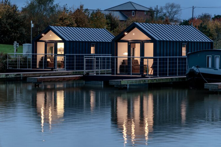 Tattonhall Marina Glamping - Image 2 - UK Tourism Online