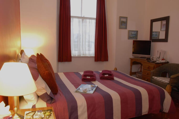 Adam Place Guest House - Image 3 - UK Tourism Online