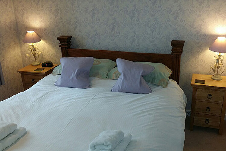 Ash Bank Guest House - Image 1 - UK Tourism Online