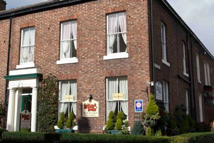 Ashleigh House - Image 1 - UK Tourism Online