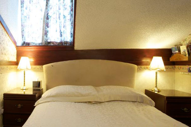 Ashleigh House - Image 3 - UK Tourism Online