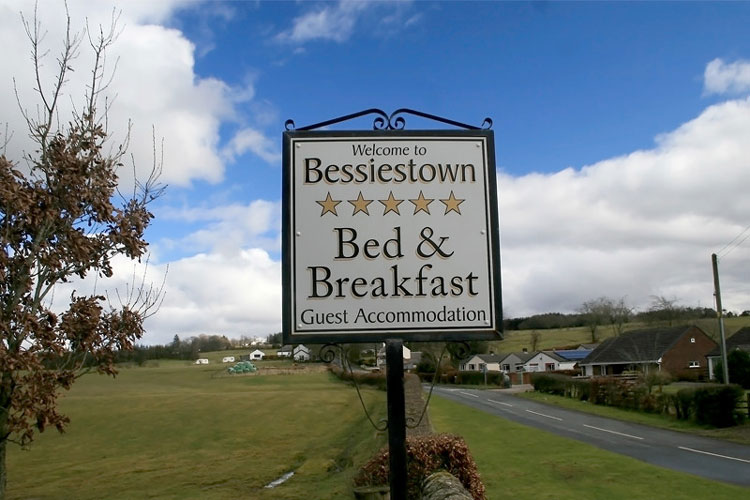 Bessiestown Farm Country Guesthouse - Image 1 - UK Tourism Online