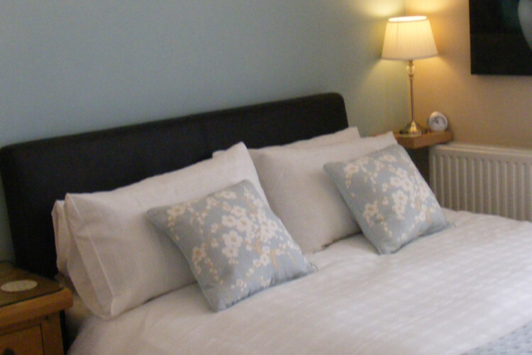 Birchleigh Guest House - Image 1 - UK Tourism Online