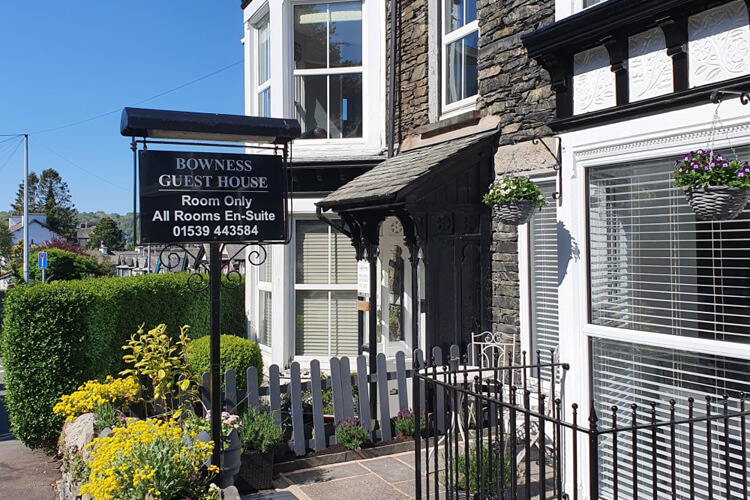 Bowness Guest House - Image 1 - UK Tourism Online