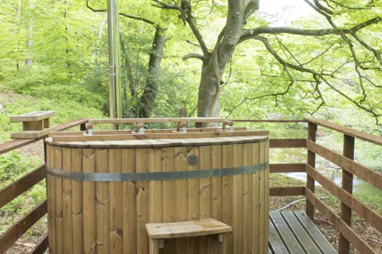 Broomhills Farm River Eco Pods - Image 2 - UK Tourism Online