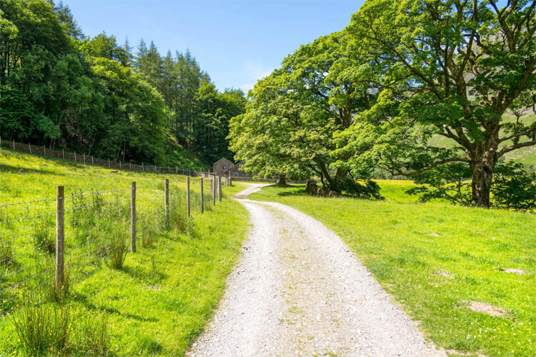 Matson Ground - Cruck Barn - Image 5 - UK Tourism Online