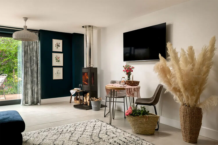 Dandelion and Hoglet Cottages - Image 2 - UK Tourism Online