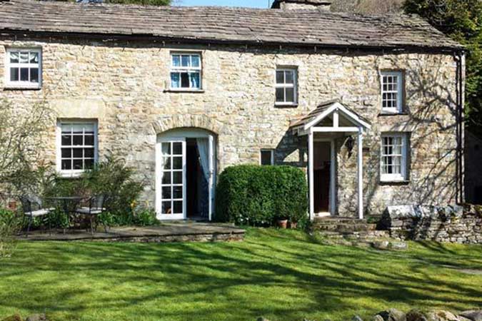 Farrier's Cottage Thumbnail | Sedbergh - Cumbria and The Lake District | UK Tourism Online