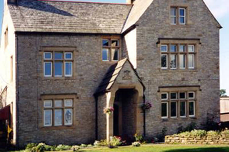 Harbut Law Guest House - Image 1 - UK Tourism Online