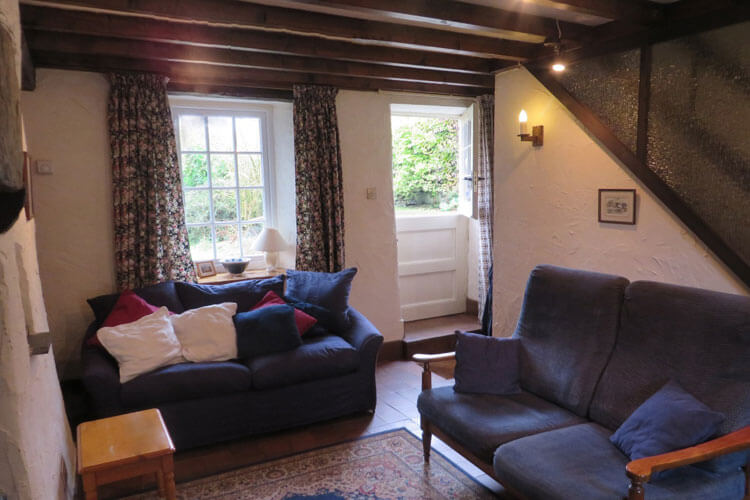 Hatters Cottage Hawkshead Hill - Image 2 - UK Tourism Online