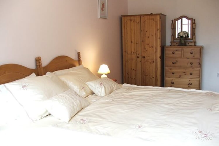 High Lane Farm Self Catering Holiday Cottages - Image 2 - UK Tourism Online