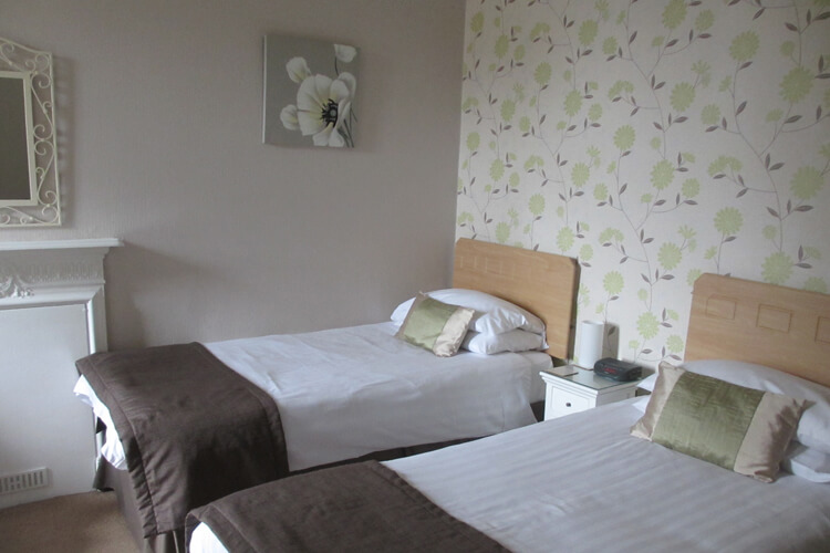 Hillside Bed and Breakfast - Image 4 - UK Tourism Online