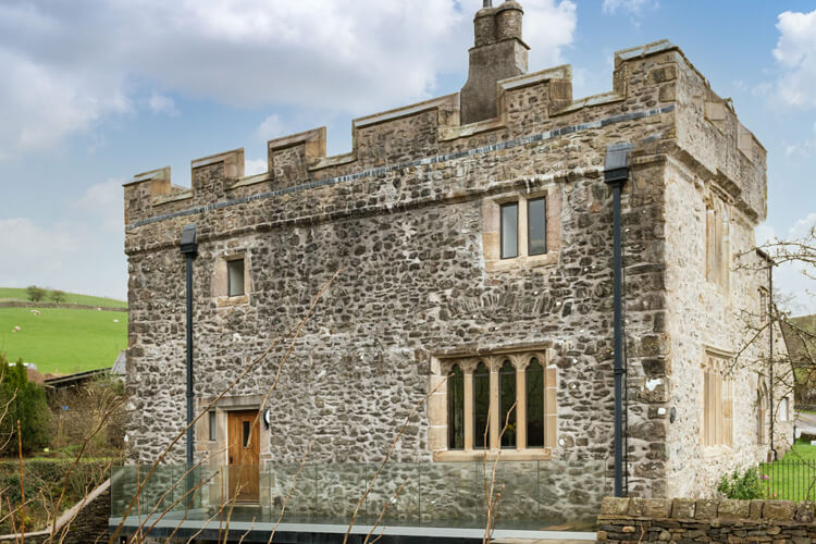 The Pele Tower – Killington Hall - Image 1 - UK Tourism Online