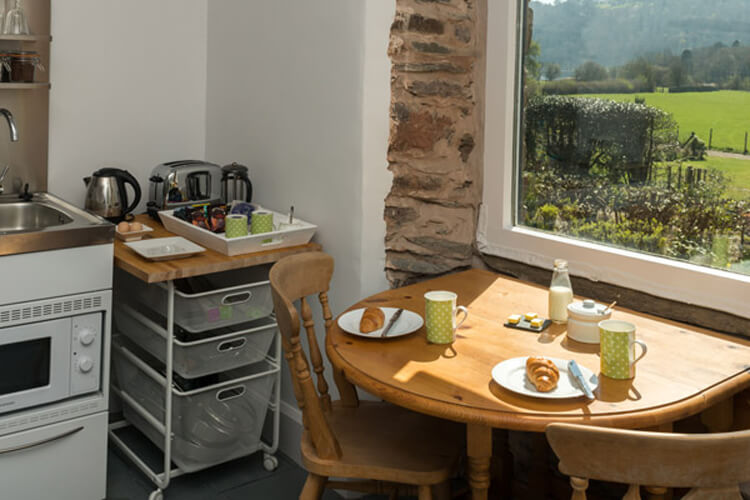 Lake View Country House - Image 3 - UK Tourism Online