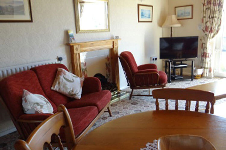 Lazey Cottage - Image 2 - UK Tourism Online