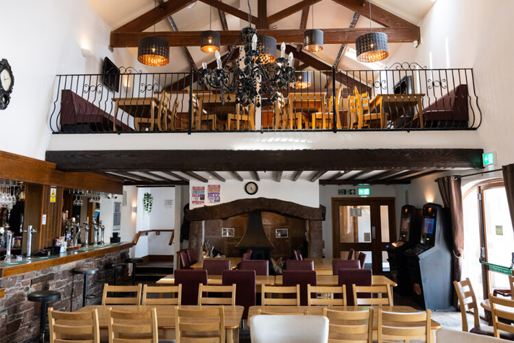 Lyons Manor House Holiday Park - Image 3 - UK Tourism Online