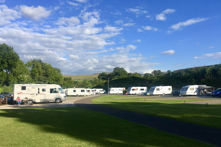 Pennine View Caravan Park - Image 1 - UK Tourism Online