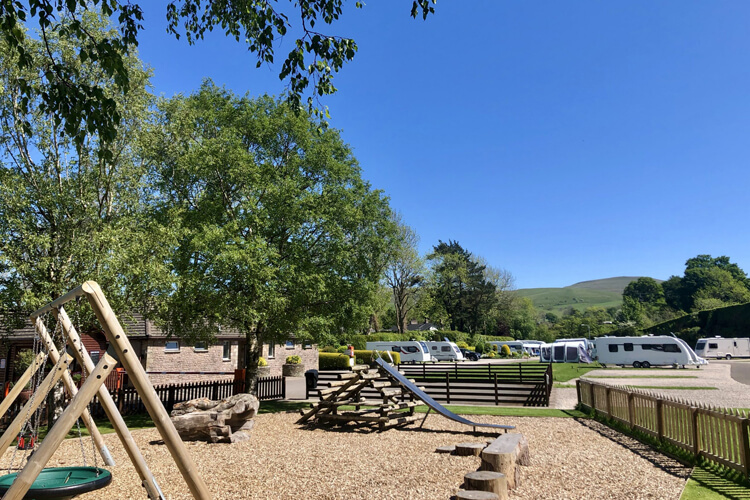 Pennine View Caravan Park - Image 2 - UK Tourism Online