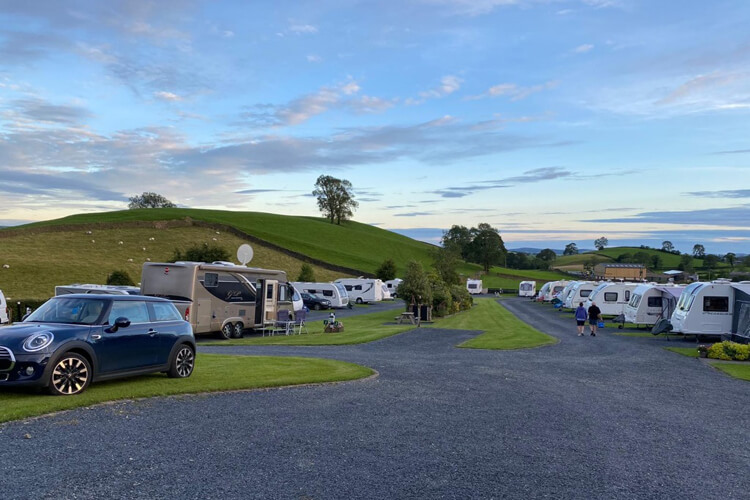 The Ashes Caravan Park - Image 5 - UK Tourism Online