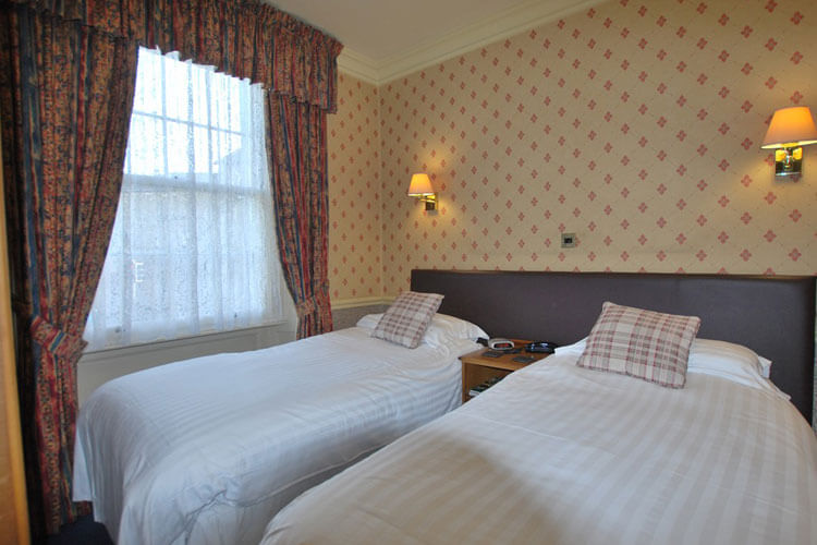 The Cross Keys Hotel - Image 2 - UK Tourism Online