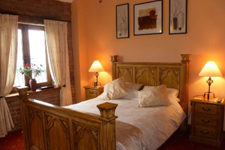 The Ginney Country Guest House - Image 1 - UK Tourism Online