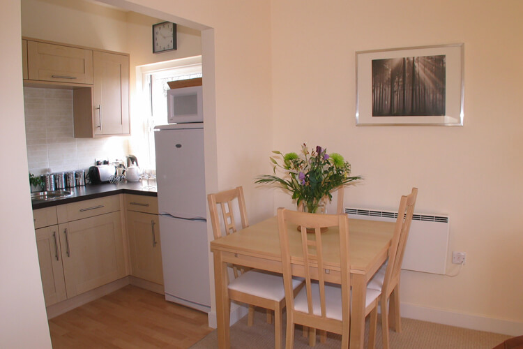 Victoria Court - Image 4 - UK Tourism Online