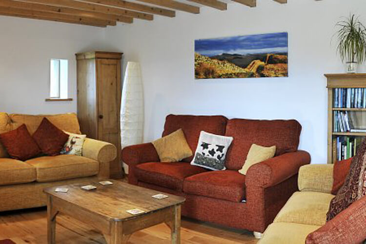 West Nichold Cottage  - Image 1 - UK Tourism Online