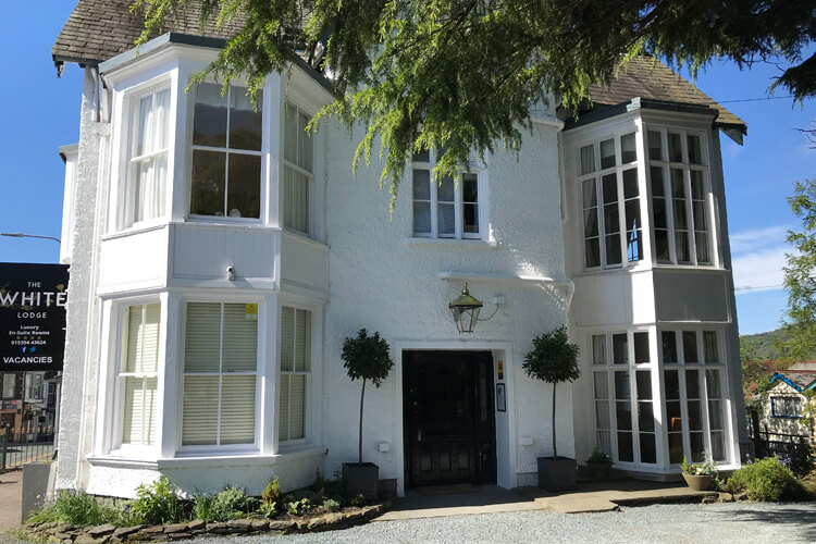 White Lodge Hotel - Image 1 - UK Tourism Online