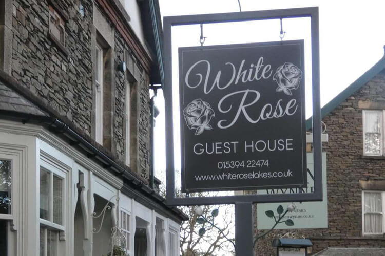 White Rose Guest House - Image 1 - UK Tourism Online