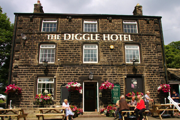 Diggle Hotel - Image 1 - UK Tourism Online