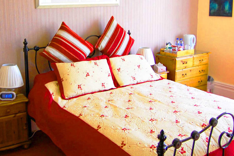 Ad Astra Guest House - Image 3 - UK Tourism Online