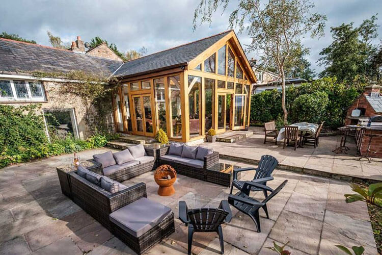 Barnacre Cottages - Image 1 - UK Tourism Online