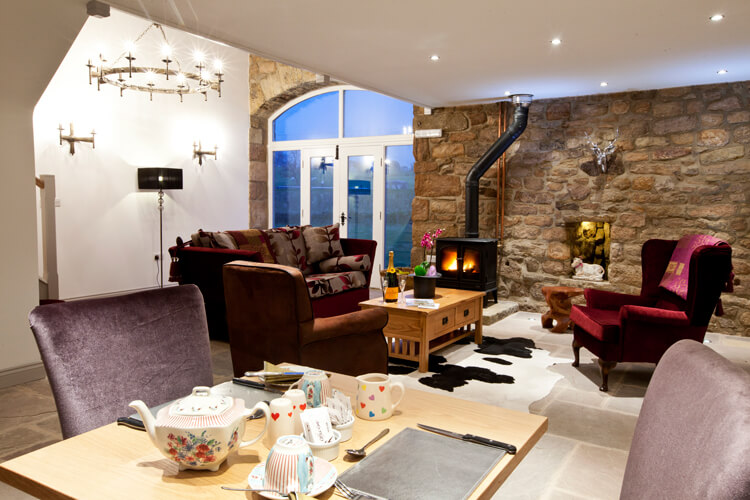 Blakey Hall Farm - Image 3 - UK Tourism Online