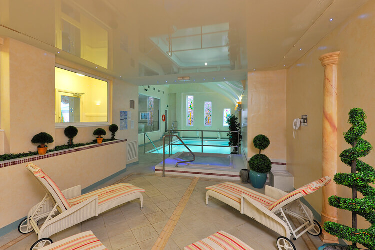 Clifton Park Hotel - Image 3 - UK Tourism Online