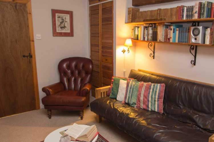 Laythams Holiday Lets Retreat - Laythams Farmhouse - Image 2 - UK Tourism Online