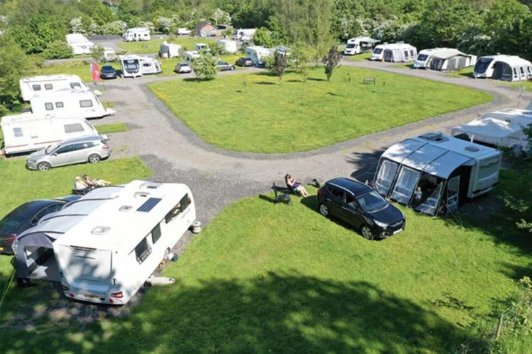 Little Orchard Caravan Park - Image 2 - UK Tourism Online