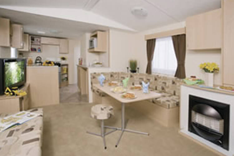 Regent Bay A Park Resorts Holiday Park - Image 2 - UK Tourism Online