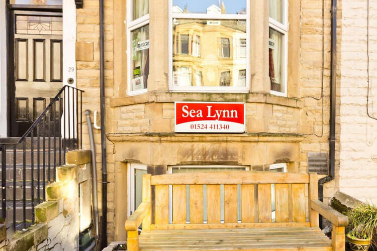 Sea Lynn Guest House - Image 1 - UK Tourism Online