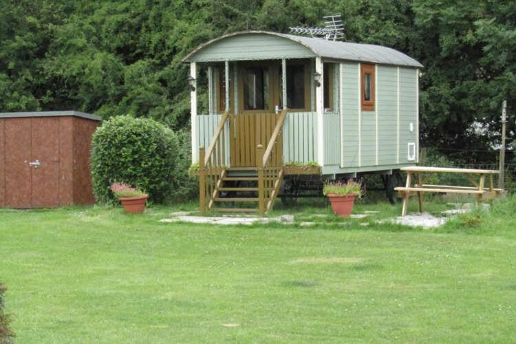 Smithson Farm Camping and Caravan Park - Image 4 - UK Tourism Online