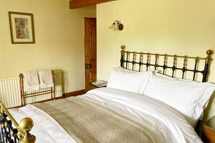 Wood End Farm Bed & Breakfast - Image 4 - UK Tourism Online